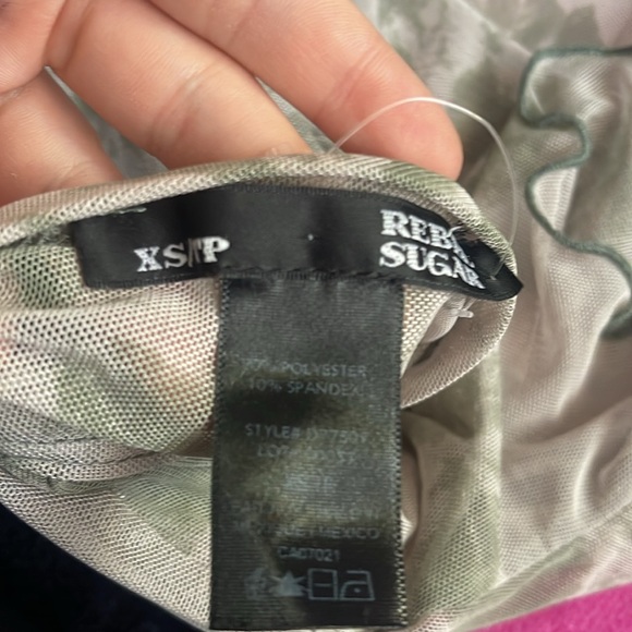 Mesh T-Shirt - Picture 3 of 3